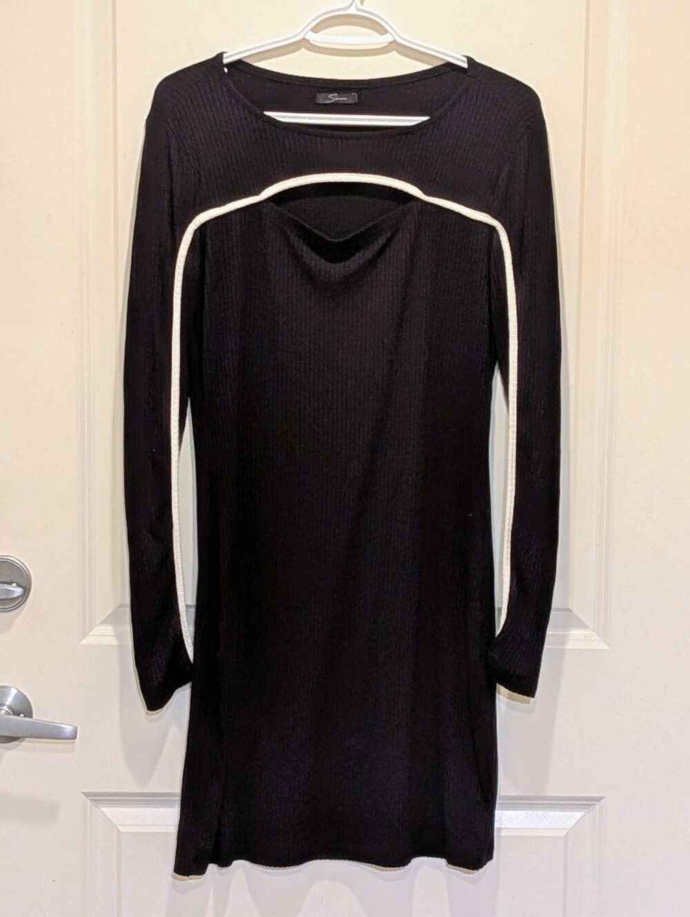 EUC Sommer L Viscose Blend Athletic Inspired Cutout Top Long Sleeve Dress